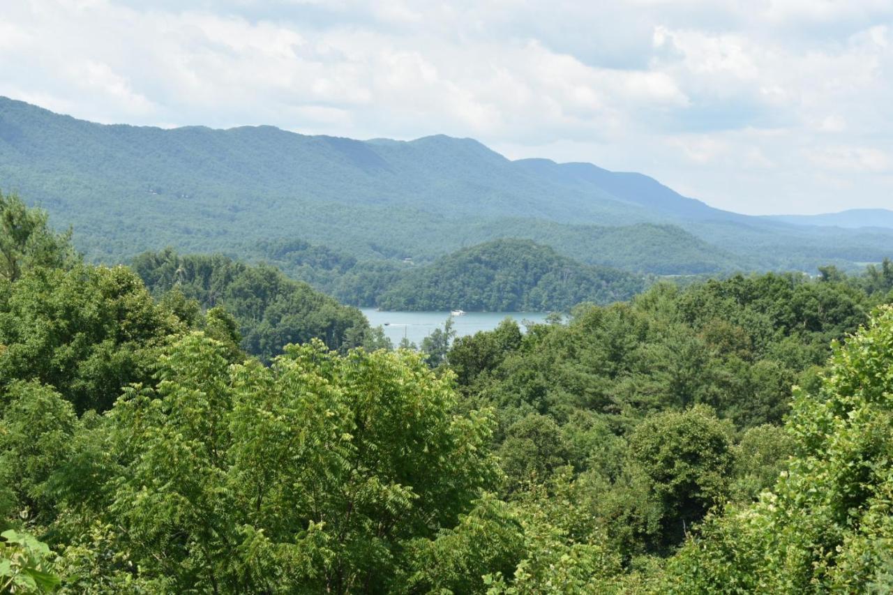 Tree Top Lodge - Gorgeous Lake Cabin With Hot Tub & Magnificent Views Of Forests And Mountains! Cabin Butler Eksteriør billede