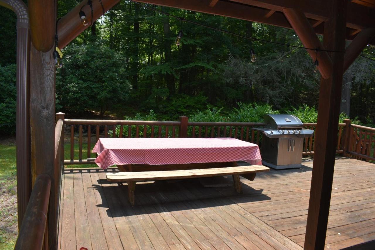 Tree Top Lodge - Gorgeous Lake Cabin With Hot Tub & Magnificent Views Of Forests And Mountains! Cabin Butler Eksteriør billede