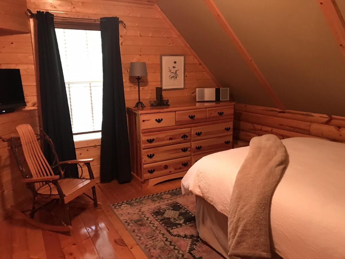 Tree Top Lodge - Gorgeous Lake Cabin With Hot Tub & Magnificent Views Of Forests And Mountains! Cabin Butler Eksteriør billede