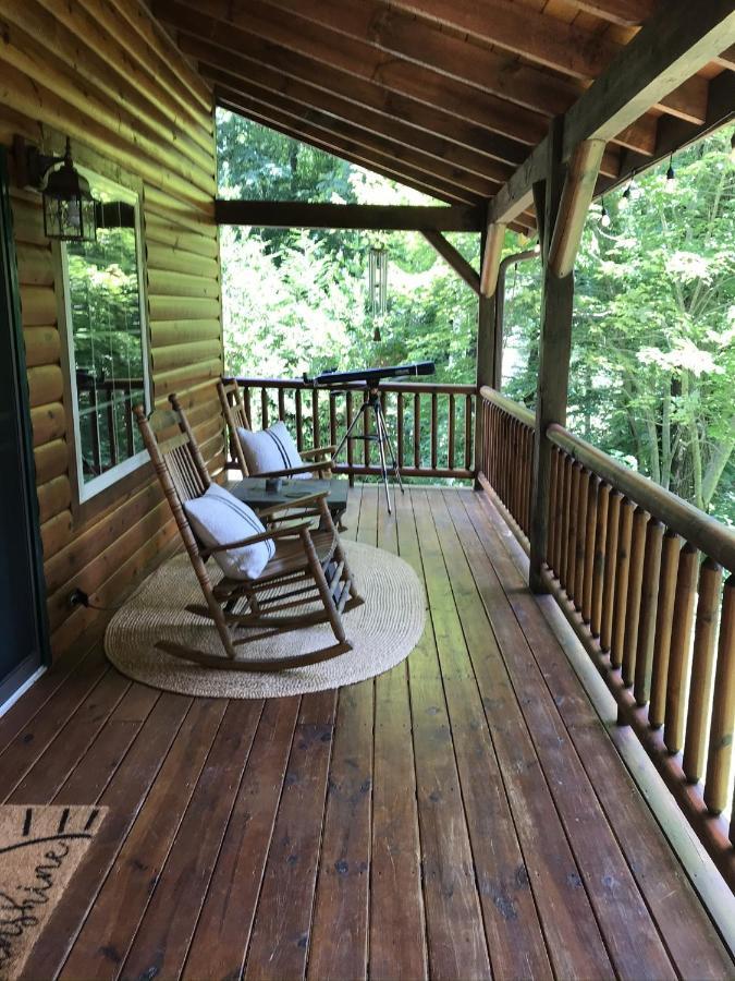 Tree Top Lodge - Gorgeous Lake Cabin With Hot Tub & Magnificent Views Of Forests And Mountains! Cabin Butler Eksteriør billede
