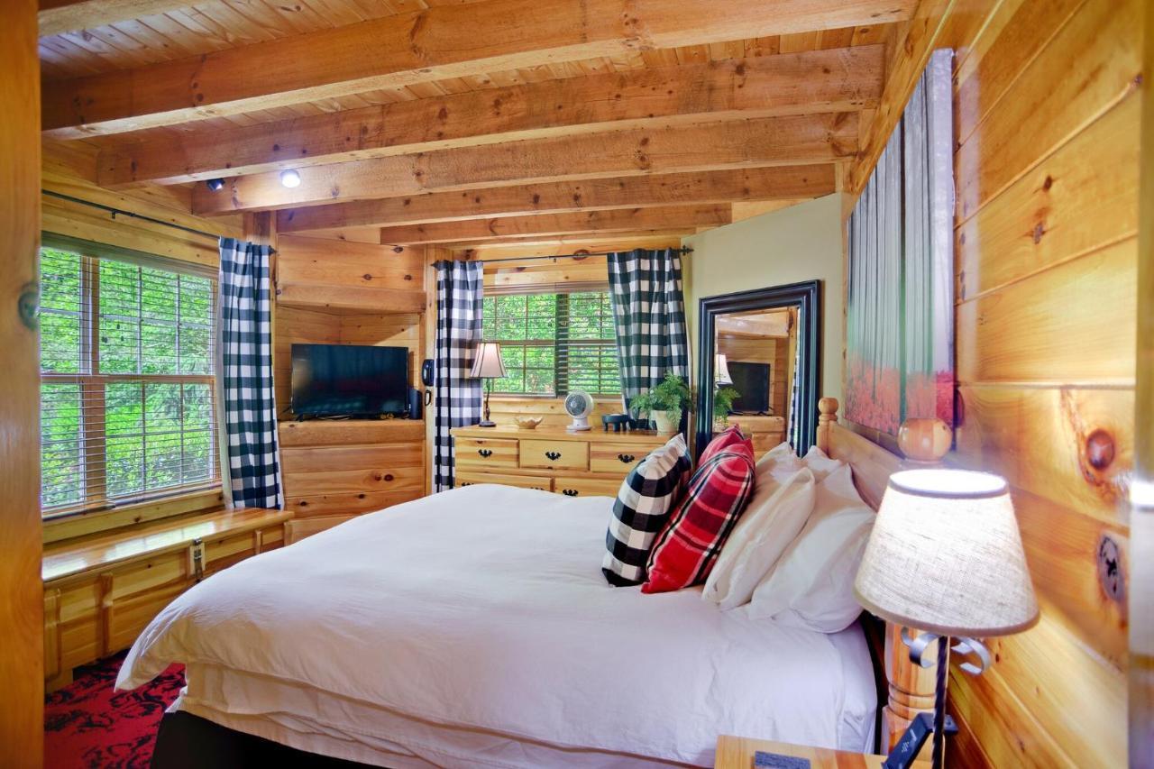 Tree Top Lodge - Gorgeous Lake Cabin With Hot Tub & Magnificent Views Of Forests And Mountains! Cabin Butler Eksteriør billede
