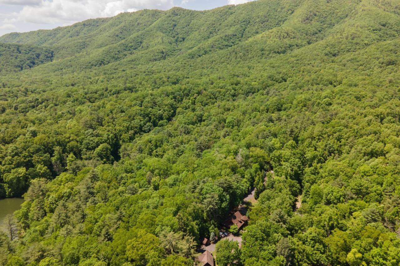 Tree Top Lodge - Gorgeous Lake Cabin With Hot Tub & Magnificent Views Of Forests And Mountains! Cabin Butler Eksteriør billede